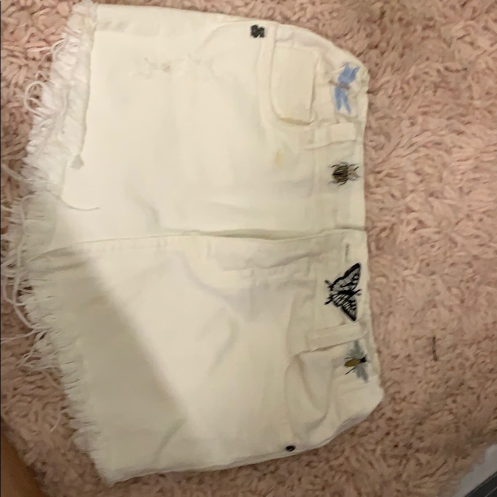 ❌SOLD❌ White insect embroidery skirt